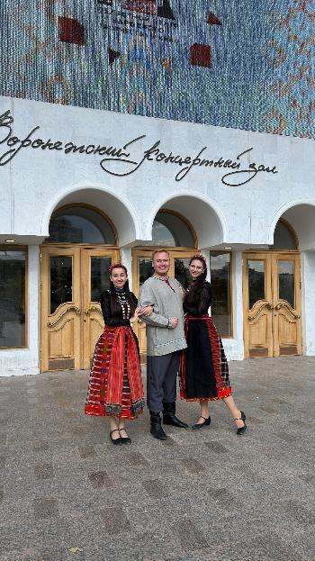 Знакомьтесь, фолк-группа "Смородина" Знакомьтесь, фолк-группа "Смородина"