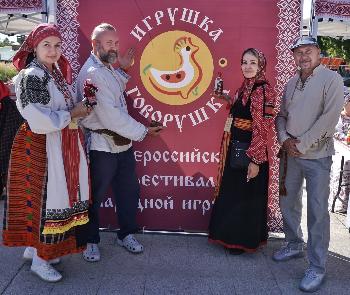 Наши мастера приняли участие в XI Всероссийском фестивале народной игрушки "Игрушка-говорушка", Наши мастера приняли участие в XI Всероссийском фестивале народной игрушки "Игрушка-говорушка",