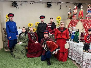 В семье единой