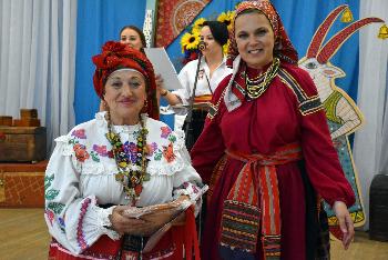 Участвуем во всероссийской акции «Надень народное на День России» Участвуем во всероссийской акции «Надень народное на День России»