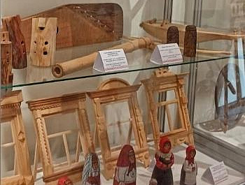 Мир стоит на мастерах
